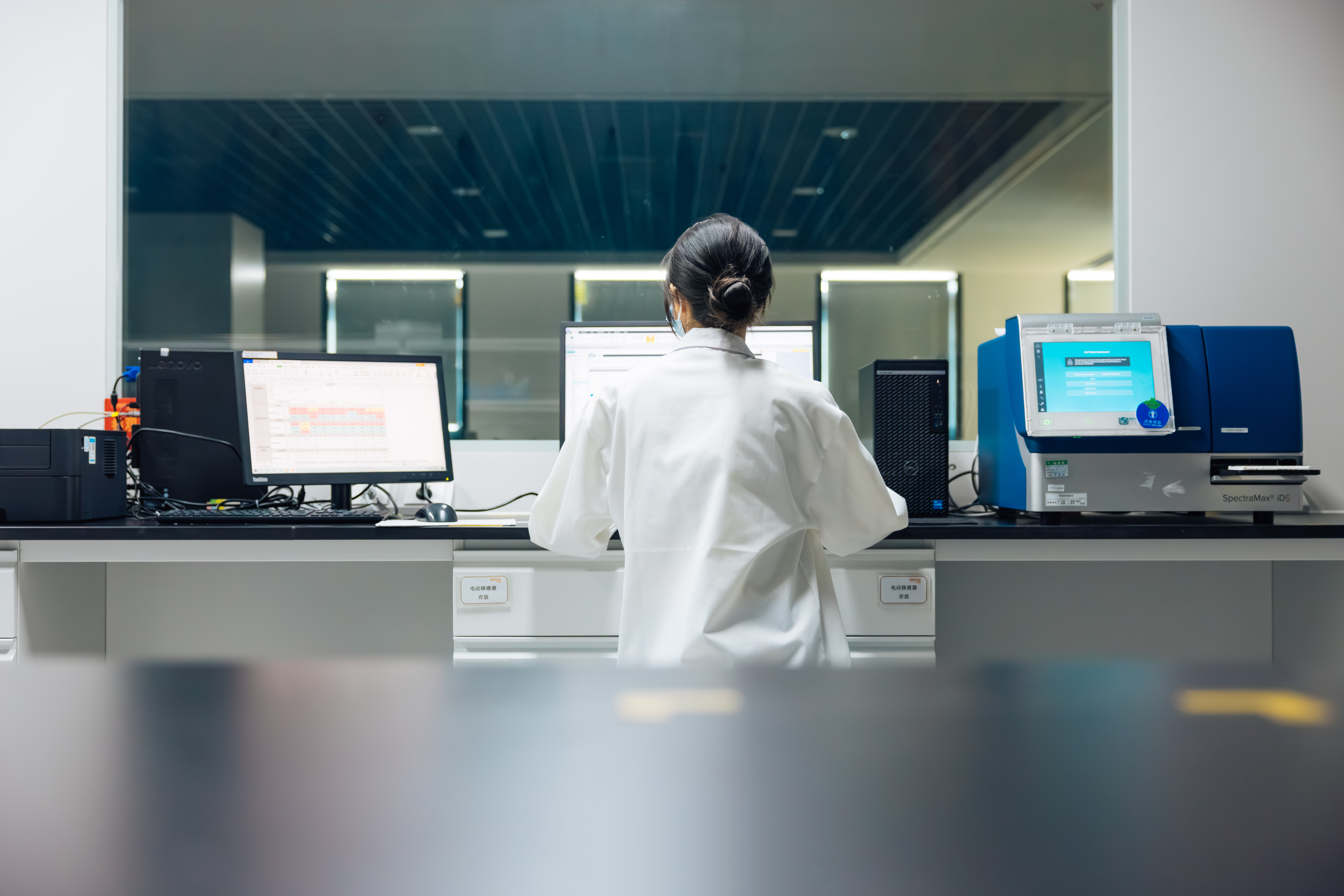 十八年磨一劍：國(guó)產(chǎn)九價(jià)HPV疫苗，守護(hù)中國(guó)女性健康