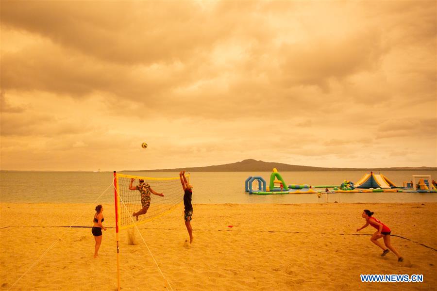 XINHUA PHOTOS OF THE DAY