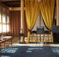 高級(jí)會(huì)所藏身故宮旁"寺廟"？