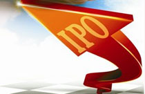 除了進一步提前招股說明書預先披露時點，實行受理即披露，以期加強社會監(jiān)督外，未來新股的審核速度也有望大大加快。 　　民生證券研究院副院長管清友：審核制逐步向注冊制的過渡，3個月即為過渡階段時點，亦為未來申報發(fā)行時點，監(jiān)管層自我約束向市場化轉(zhuǎn)變。