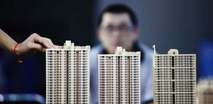 百公里內(nèi)，房價一邊暴漲一邊下跌