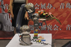 會搭積木的機(jī)器人