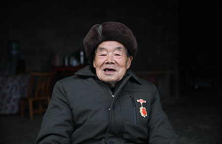 &ldquo;死守陣地，決不能后退一寸&rdquo;&mdash;&mdash;記抗美援朝老兵黃忠茂