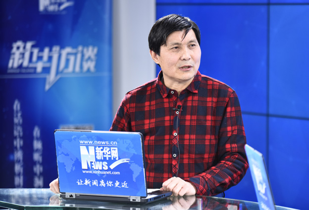 《凈潔乾坤》整個(gè)畫面以雪景為背景，表現(xiàn)的是東北大興安嶺那一帶的民族風(fēng)情。這個(gè)畫的境界是指洗刷污濁，洗刷人間那些烏煙瘴氣的丑惡東西，意義深刻。