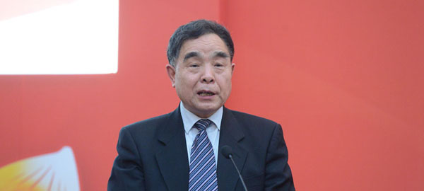 全國人大教科文衛(wèi)委員會主任委員、清華大學新聞出版學院院長柳斌杰致辭