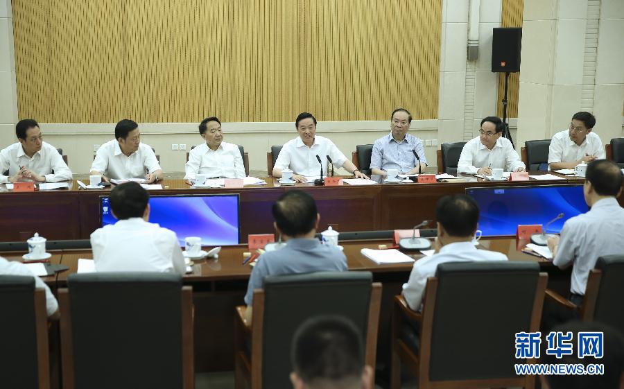 8月31日，中宣部在北京召開創(chuàng)新新聞傳播工作交流會，中共中央政治局委員、中央書記處書記、中宣部部長劉奇葆出席會議并講話。新華社記者蘭紅光攝