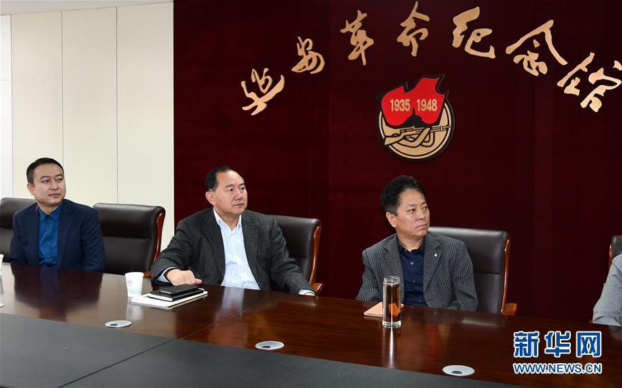 （十九大時(shí)光&middot;圖文互動(dòng)）（1）歷史性成就彪炳史冊(cè) 新時(shí)代藍(lán)圖催人奮進(jìn)&mdash;&mdash;來(lái)自基層蹲點(diǎn)現(xiàn)場(chǎng)的報(bào)道