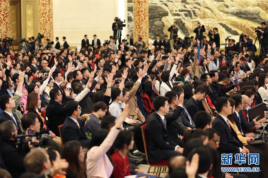 （兩會&middot;總理記者見面）（5）李克強總理與中外記者見面 