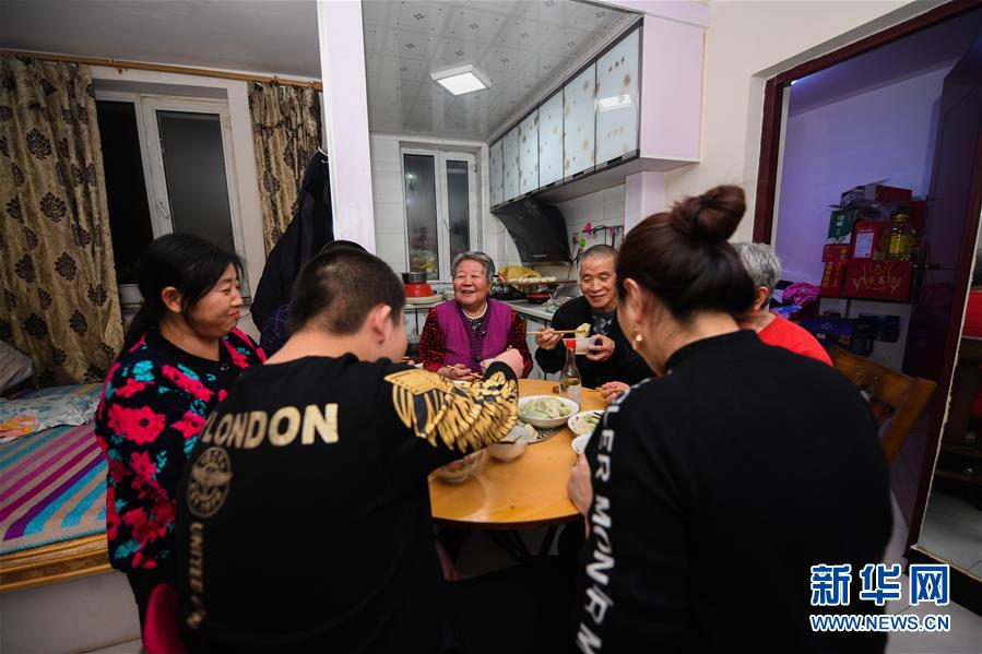 （新華全媒頭條&middot;圖文互動(dòng)）（4）行程萬(wàn)里 人民至上&mdash;&mdash;習(xí)近平總書記春節(jié)考察足跡回訪