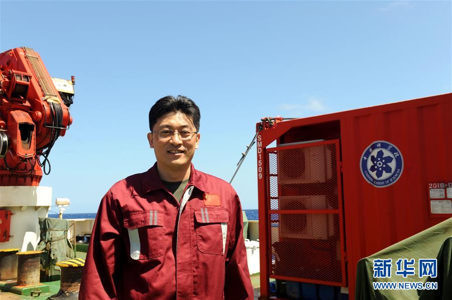 （圖文互動(dòng)）（2）專訪：海山如此多嬌，然而我們研究太少！&mdash;&mdash;訪&ldquo;科學(xué)&rdquo;號(hào)麥哲倫海山科考航次首席科學(xué)家徐奎棟