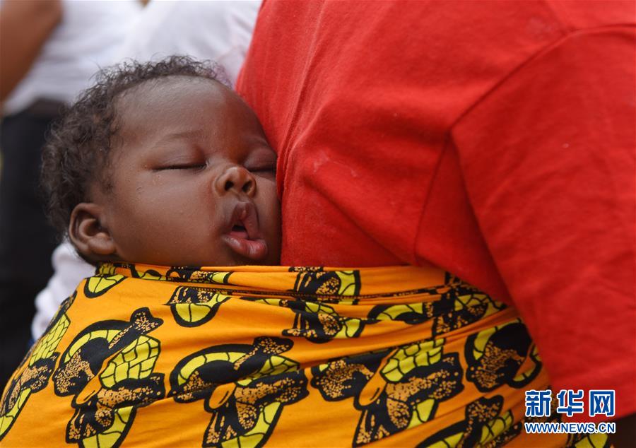 （國(guó)際&middot;編輯連線(xiàn)）（7）母親的懷抱