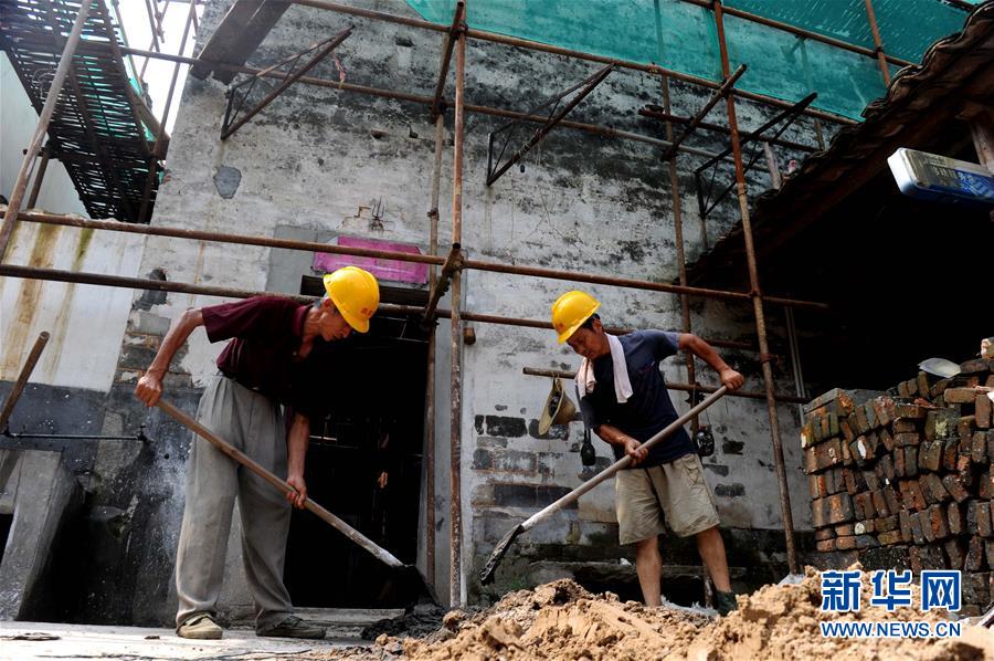 （新華全媒頭條&middot;搶救古民居&middot;圖文互動(dòng)）（6）當(dāng)古民居遇上城鎮(zhèn)化，如何留住鄉(xiāng)愁？