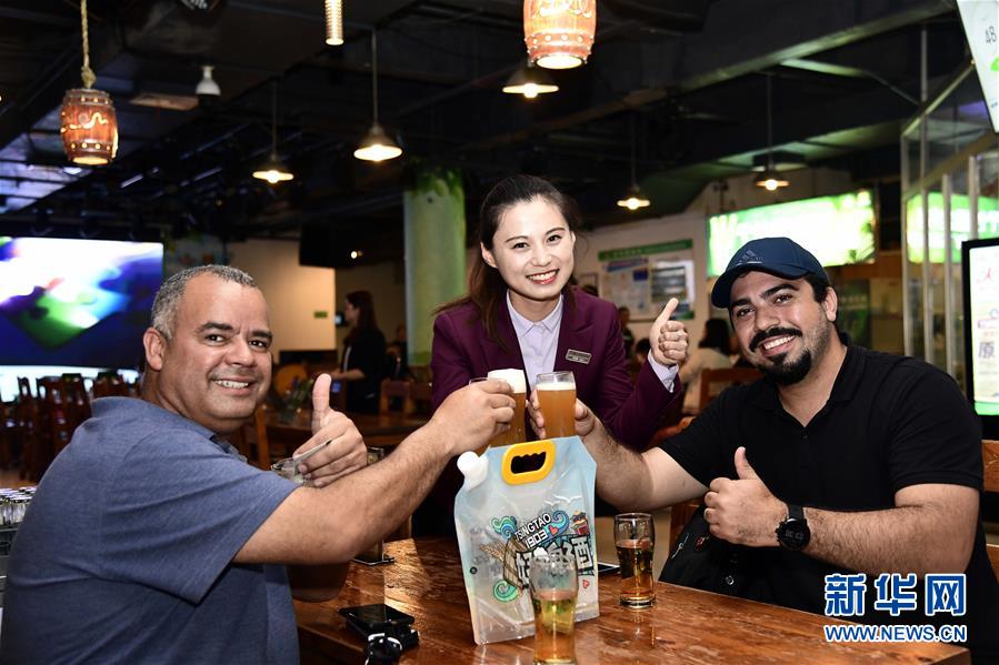 （新華全媒頭條&middot;圖文互動）（9）百年老城詮釋時(shí)代內(nèi)涵 別樣青島擁抱上合峰會