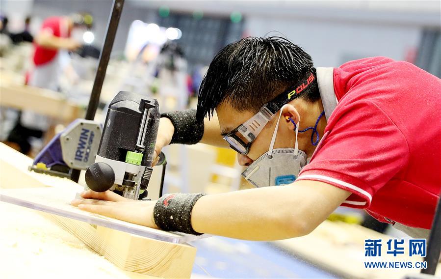 （新華全媒頭條&middot;圖文互動）（5）上下合力，聚力破障，開辟&ldquo;大國工匠&rdquo;建設新格局