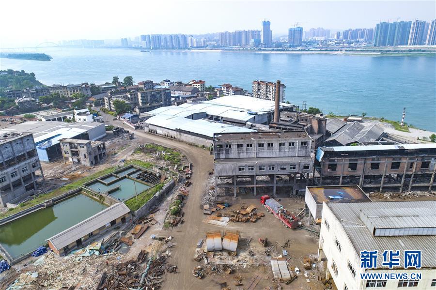 （大江奔流&mdash;&mdash;來(lái)自長(zhǎng)江經(jīng)濟(jì)帶的報(bào)道&middot;新華全媒頭條&middot;圖文互動(dòng)）（5）擘畫(huà)新時(shí)代中國(guó)發(fā)展新坐標(biāo)&mdash;&mdash;深入推動(dòng)長(zhǎng)江經(jīng)濟(jì)帶發(fā)展述評(píng)