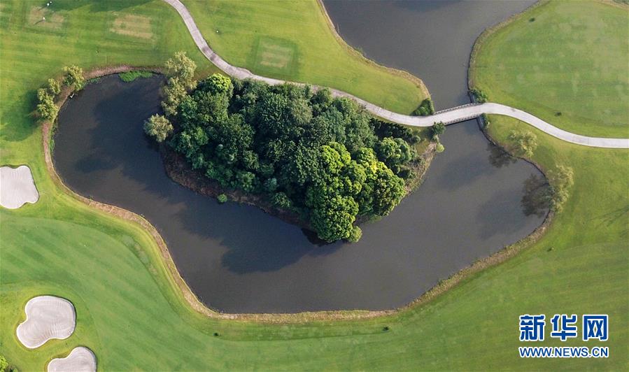 (大江奔流——來自長江經(jīng)濟(jì)帶的報(bào)道·新華全媒頭條·圖文互動(dòng))(2)打造經(jīng)濟(jì)高質(zhì)量發(fā)展的強(qiáng)勁引擎——深入推動(dòng)長江經(jīng)濟(jì)帶發(fā)展述評