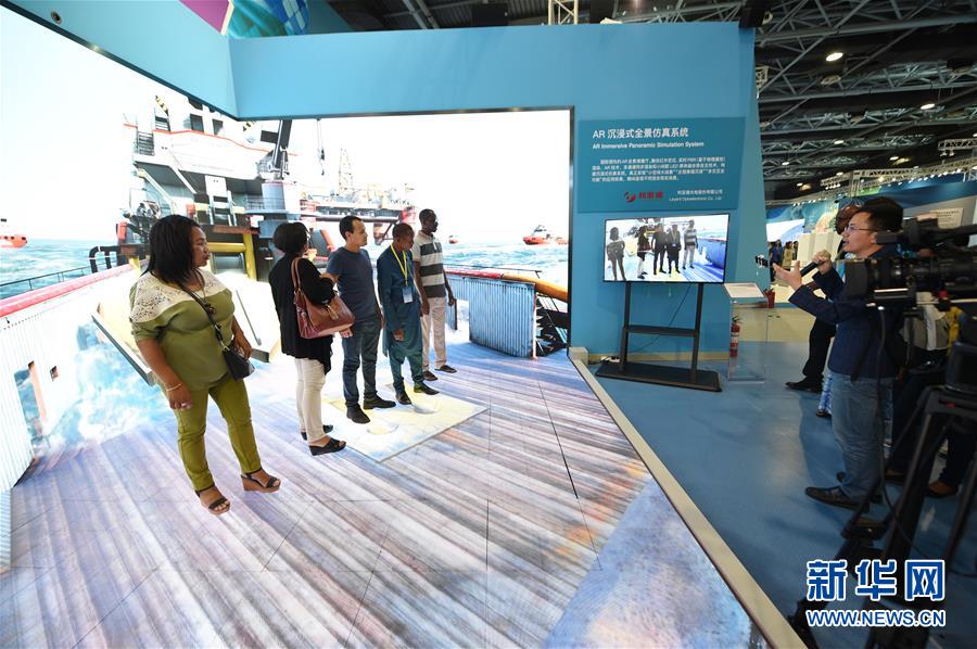 （新華全媒頭條&middot;圖文互動）（8）奔跑吧，中關(guān)村！&mdash;&mdash;寫在習(xí)近平總書記率領(lǐng)中央政治局到中關(guān)村集體學(xué)習(xí)5周年之際