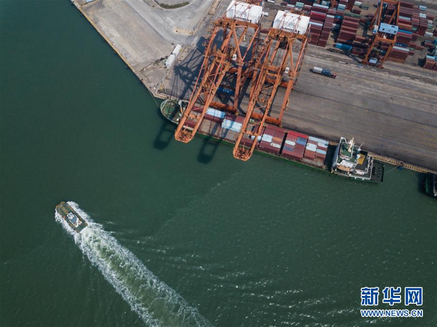 （新華全媒頭條&middot;圖文互動(dòng)）（輝煌60年&middot;壯美新廣西）（1）大開(kāi)放引領(lǐng)歷史性跨越&mdash;&mdash;從壯鄉(xiāng)巨變看中國(guó)發(fā)展的力量