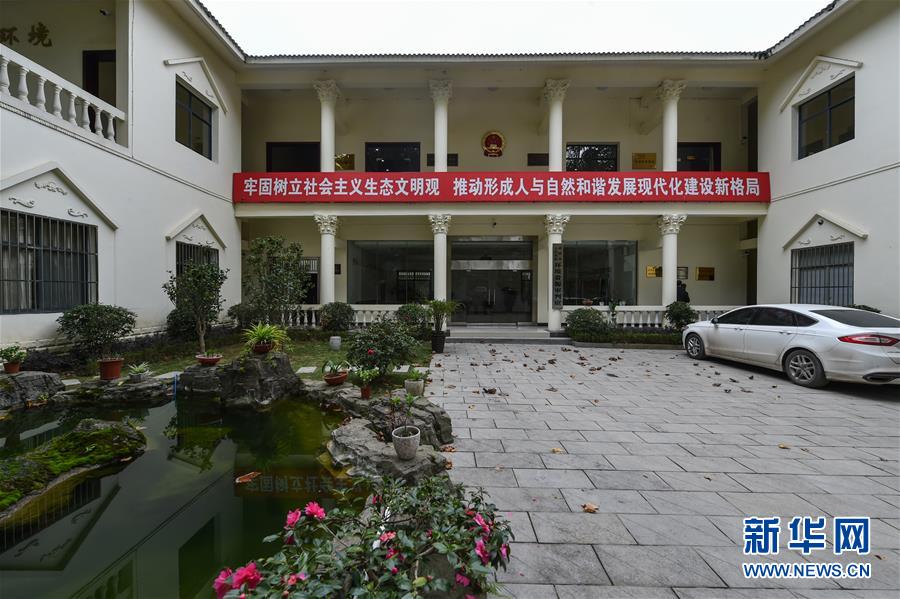 （在習(xí)近平新時(shí)代中國(guó)特色社會(huì)主義思想指引下&middot;慶祝改革開(kāi)放40周年&middot;綠色發(fā)展）（新華全媒頭條&middot;圖文互動(dòng)）（2）綠色發(fā)展：書(shū)寫(xiě)在中國(guó)大地上的美麗畫(huà)卷