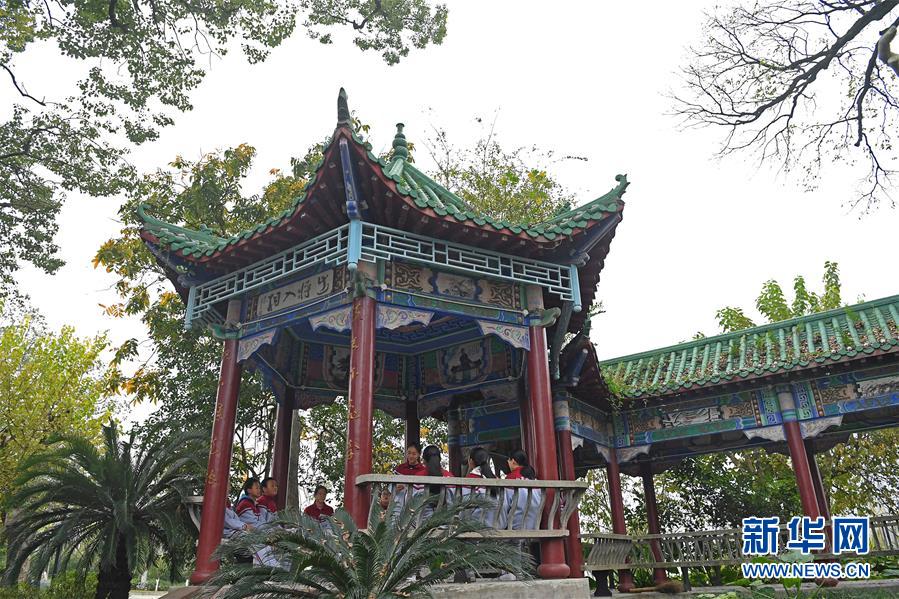 （慶祝改革開放40周年基層行&middot;學(xué)校篇&middot;圖文互動）（8）白鷺洲中學(xué)40年:書院教育的時代探索