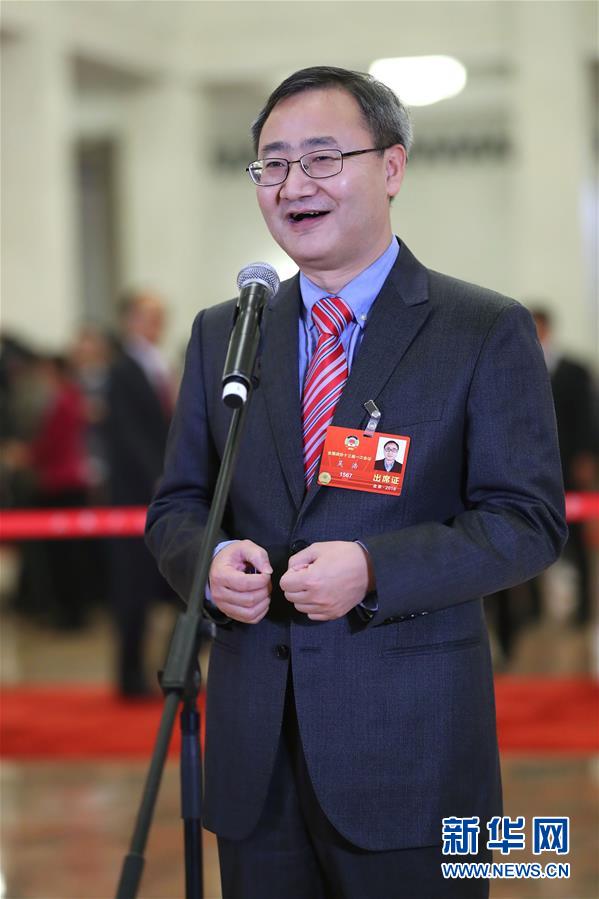 （兩會(huì)&middot;政協(xié)開(kāi)幕）（9）全國(guó)政協(xié)委員接受采訪(fǎng)