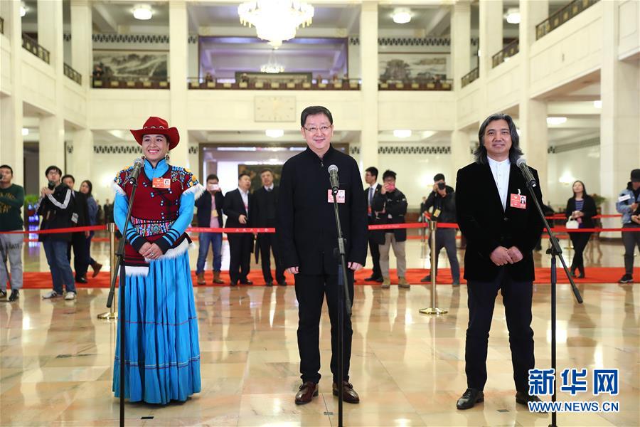 （兩會(huì)&middot;XHDW）（1）全國政協(xié)委員接受采訪