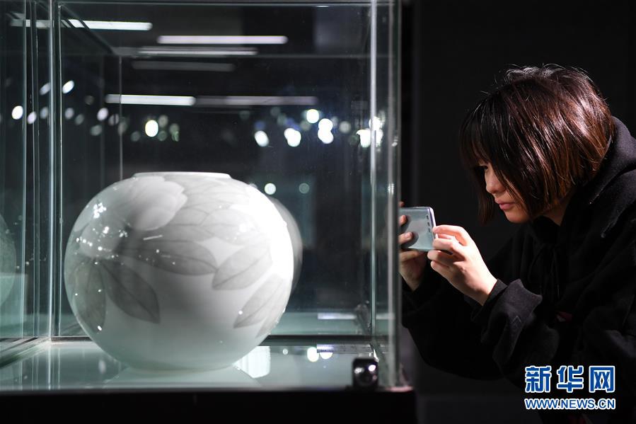 (新華全媒頭條·圖文互動)(6)千年窯火中的“復(fù)興密碼”——景德鎮(zhèn)新觀察