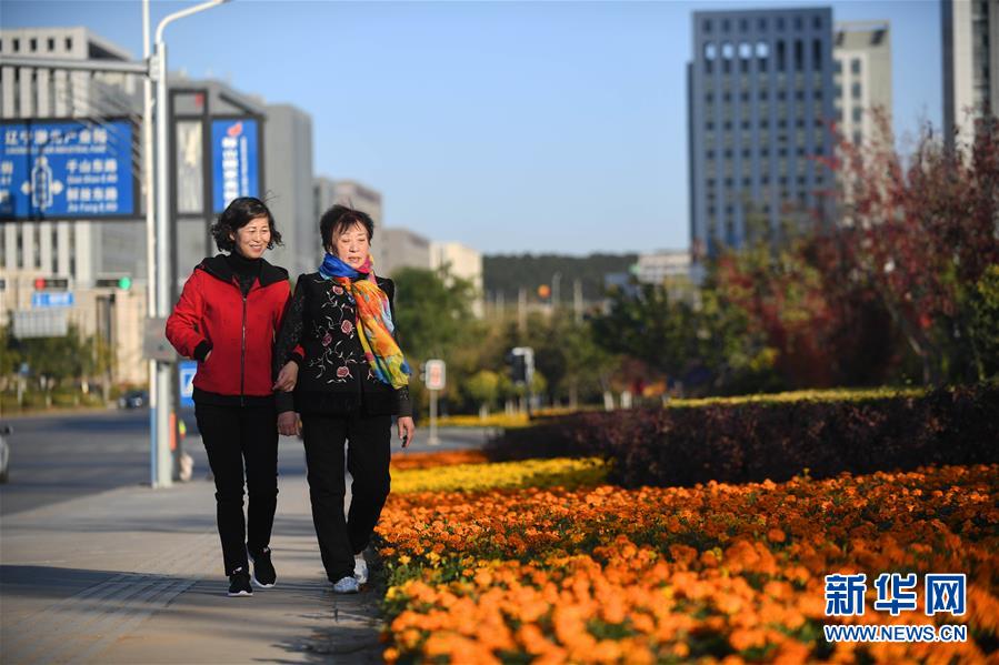 （新華全媒頭條&middot;圖文互動）（1）&ldquo;英雄之妻&rdquo;，為愛堅守19年