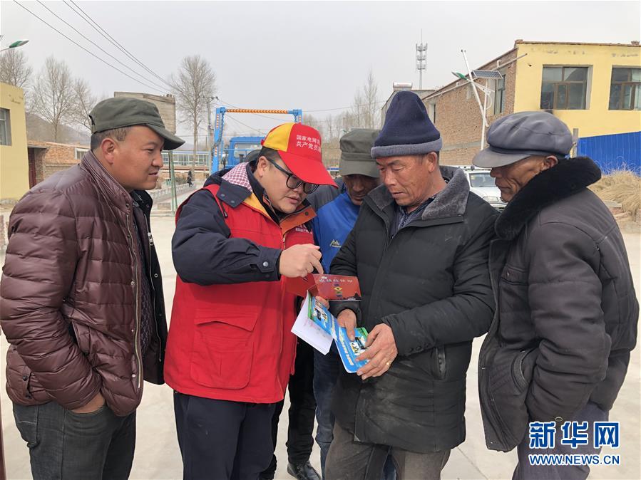 （新春走基層&middot;圖文互動(dòng)）（1）班彥村&ldquo;冬天最幸福的事&rdquo;：用上&ldquo;電熱炕&rdquo; 告別煤煙味