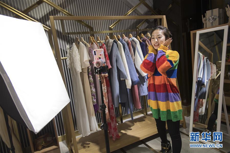 （新華全媒頭條&middot;圖文互動(dòng)）（3）&ldquo;天下第一街&rdquo;的&ldquo;浴火重生&rdquo;&mdash;&mdash;漢正街兩度&ldquo;起死回生&rdquo;背后的迭代&ldquo;密碼&rdquo;