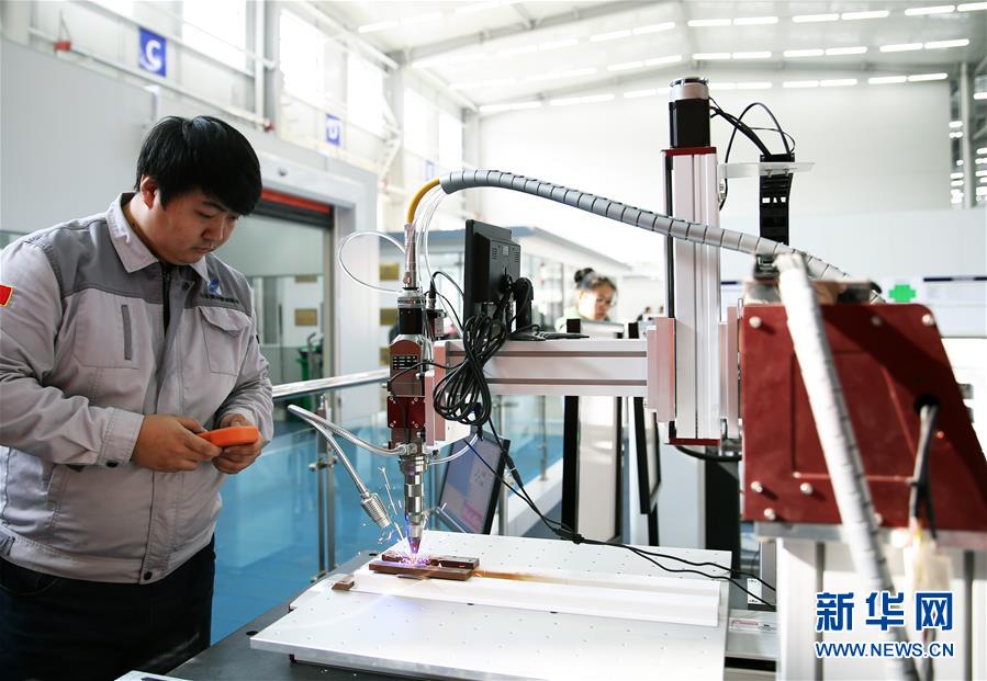 （新華全媒頭條&middot;圖文互動）（5）聚焦高質(zhì)量，躍上新臺階&mdash;&mdash;新年開局看中國經(jīng)濟(jì)信心和潛力