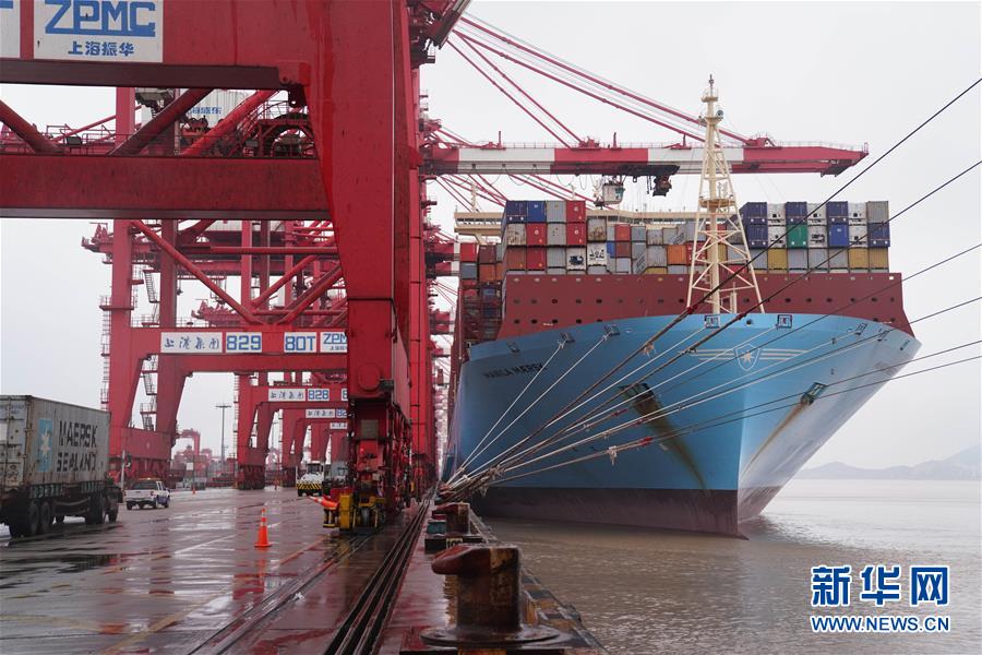 （在習(xí)近平新時(shí)代中國特色社會(huì)主義思想指引下&middot;將改革開放進(jìn)行到底&middot;大國之約）（新華全媒頭條&middot;圖文互動(dòng)）（1）潮起東方浪涌時(shí)&mdash;&mdash;來自對外開放前沿的時(shí)代強(qiáng)音