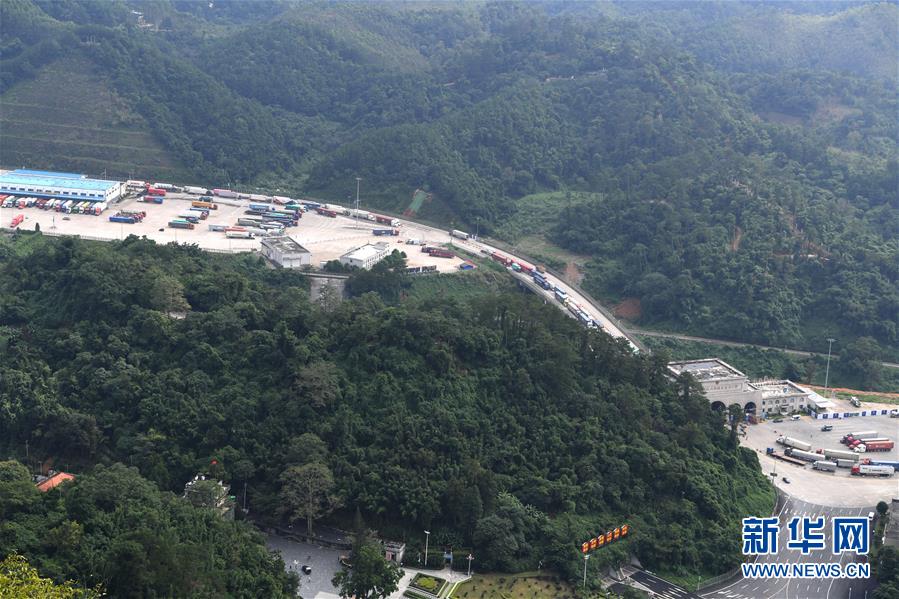 （兩會前夕看落實&middot;圖文互動）（4）開放合作走活發(fā)展&ldquo;新棋局&rdquo;－－廣西落實習(xí)近平總書記全國兩會重要講話精神紀(jì)實