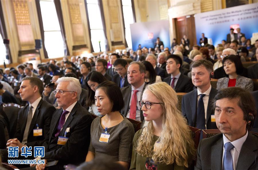 （新華全媒頭條&middot;圖文互動）（2）特稿：讀懂中國的思想指引&mdash;&mdash;《習近平談治國理政》海外譯者談