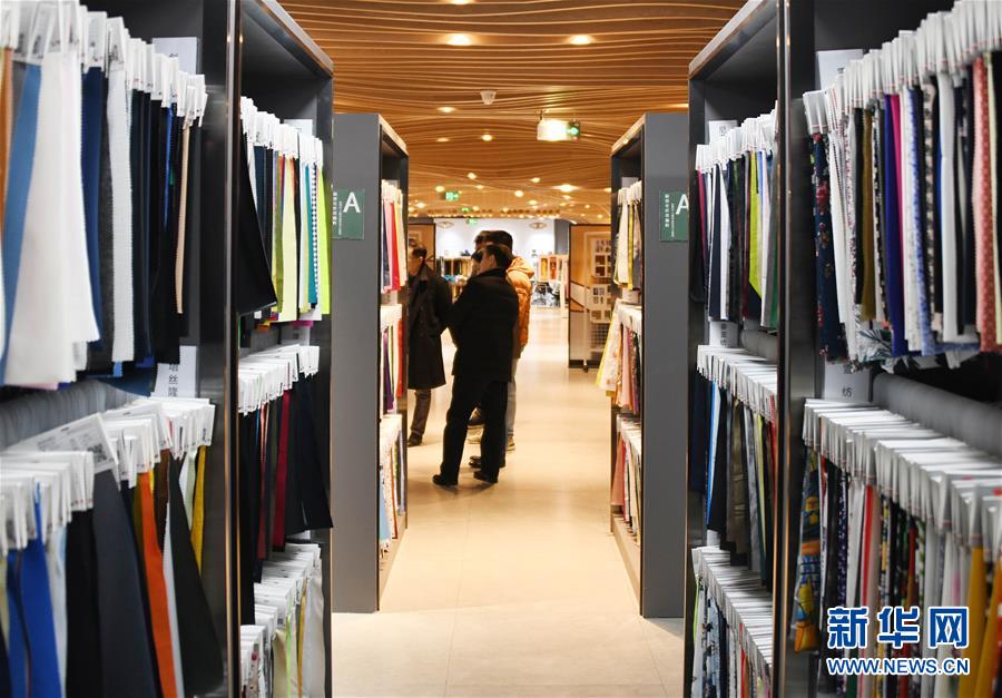 (新華全媒頭條·圖文互動)(10)從“來樣加工”到為全球“量體裁衣”——透過“迪尚之路”看新舊動能轉(zhuǎn)換