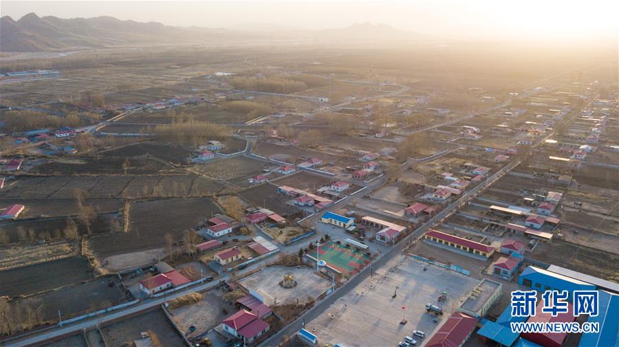 （壯麗70年&middot;奮斗新時(shí)代&middot;圖文互動(dòng)）（4）情同一家，守望相助，共奔小康&mdash;&mdash;內(nèi)蒙古興安盟巴彥敖包嘎查民族團(tuán)結(jié)見聞