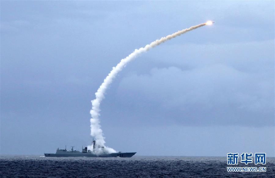 （新華全媒頭條&middot;人民海軍70年&middot;圖文互動(dòng)）（4）向海圖強(qiáng)春潮涌&mdash;&mdash;黨中央、中央軍委和習(xí)主席關(guān)心人民海軍建設(shè)發(fā)展紀(jì)實(shí)