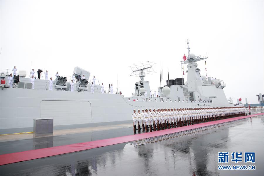（新華全媒頭條&middot;人民海軍70年&middot;圖文互動）（2）奏響新時代海上和平樂章&mdash;&mdash;人民海軍成立70周年海上閱兵活動紀(jì)實(shí)