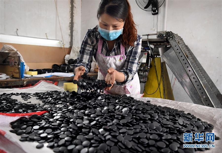 （新華全媒頭條&middot;圖文互動(dòng)）（19）&ldquo;若問(wèn)古今興廢事，請(qǐng)君只看洛陽(yáng)城&rdquo;&mdash;&mdash;千年古都&ldquo;烹制&rdquo;博物館盛宴