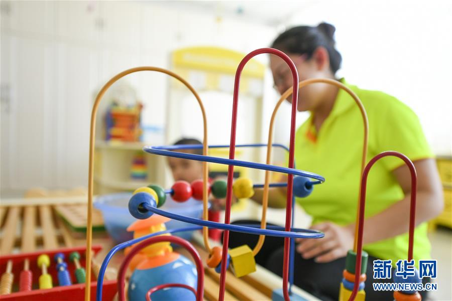 （新華全媒頭條&middot;圖文互動(dòng)）（4）努力成為好孩子 奮勇爭當(dāng)接班人&mdash;&mdash;兒童節(jié)前夕回訪習(xí)近平總書記關(guān)心過的少年兒童