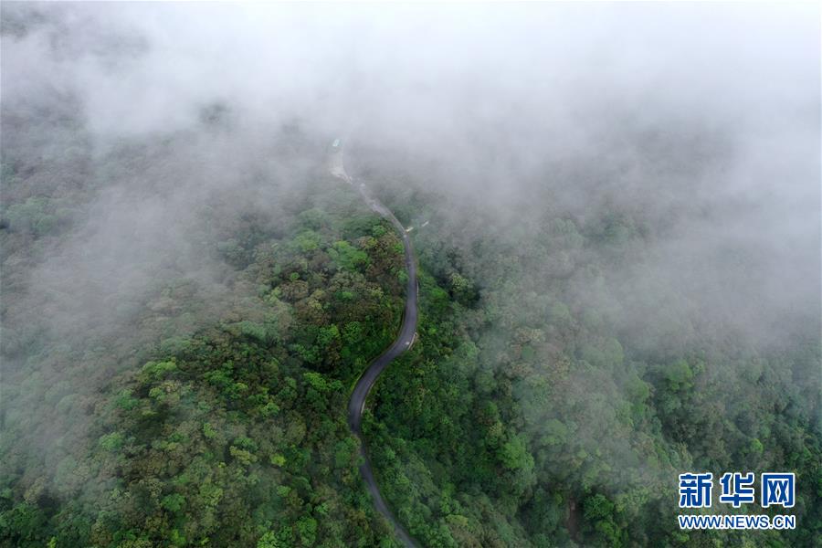 （壯麗70年&middot;奮斗新時(shí)代&mdash;&mdash;記者再走長(zhǎng)征路&middot;圖文互動(dòng)）（1）沒有紅軍逾越不了的山河
