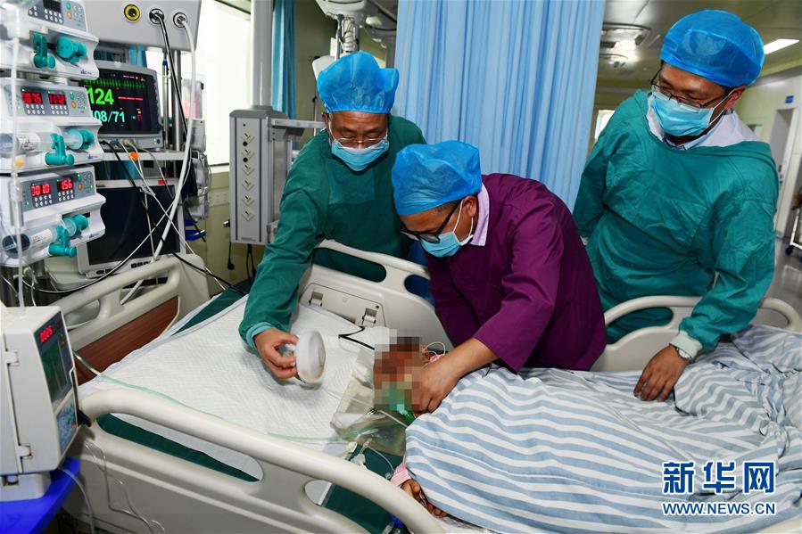 （新華全媒頭條&middot;圖文互動）（12）有一絲希望，就盡百倍努力&mdash;&mdash;貴州水城&ldquo;7&middot;23&rdquo;特大山體滑坡72小時救援紀實