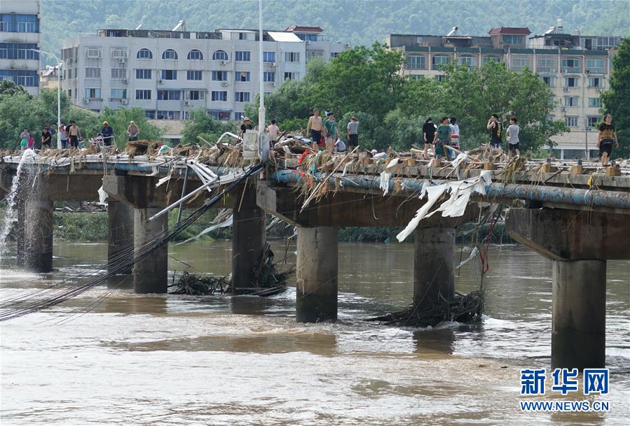 （關(guān)注&ldquo;利奇馬&rdquo;&middot;圖文互動(dòng)）（5）古城洪災(zāi) 八方馳援&mdash;&mdash;洪水災(zāi)害下的浙江臨?，F(xiàn)場(chǎng)目擊