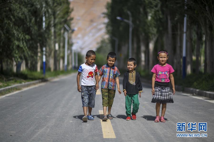 （決戰(zhàn)決勝脫貧攻堅&middot;圖文互動）（2）記者手記：尋訪昆侖&ldquo;桃花源&rdquo;的&ldquo;祛病&rdquo;良方