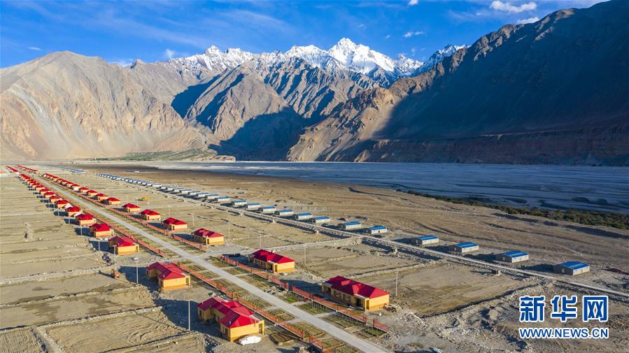 （決戰(zhàn)決勝脫貧攻堅&middot;圖文互動）（4）&ldquo;云端上的縣城&rdquo;脫貧記