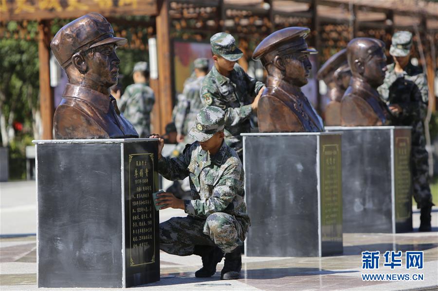 （圖文互動）（1）猛虎連隊(duì)猛虎兵&mdash;&mdash;新疆軍區(qū)某紅軍團(tuán)一營三連淬煉精兵記事