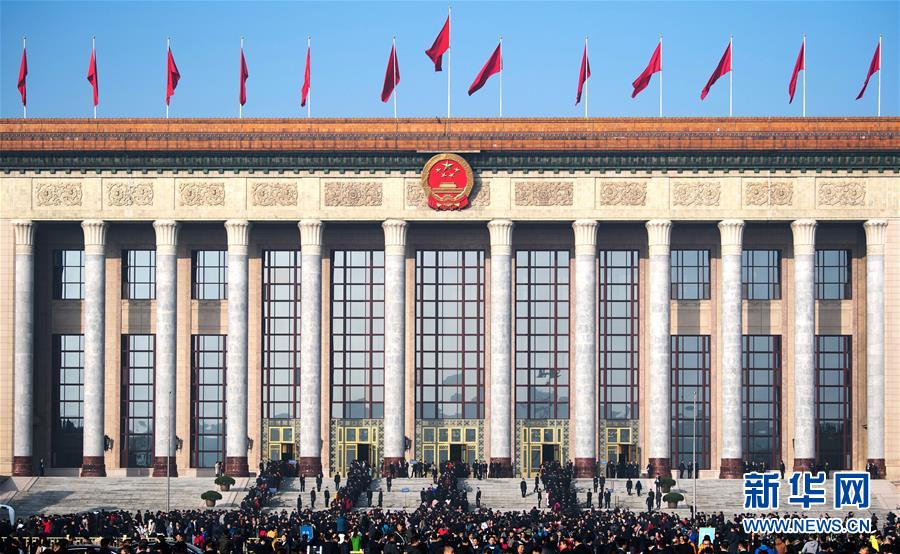 （新華全媒頭條&middot;圖文互動(dòng)）（3）在民主法治的道路上砥礪奮進(jìn)&mdash;&mdash;寫在全國(guó)人民代表大會(huì)成立65周年之際