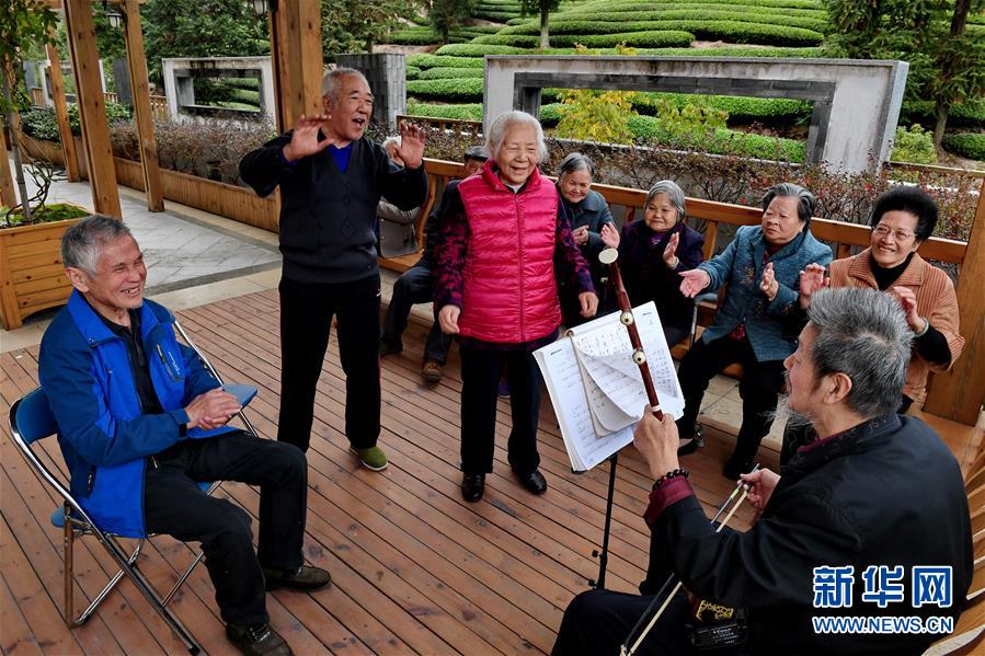 （新華全媒頭條&middot;圖文互動(dòng)）（9）從大國之治邁向強(qiáng)國之治&mdash;&mdash;新中國70年社會(huì)治理現(xiàn)代化巡禮