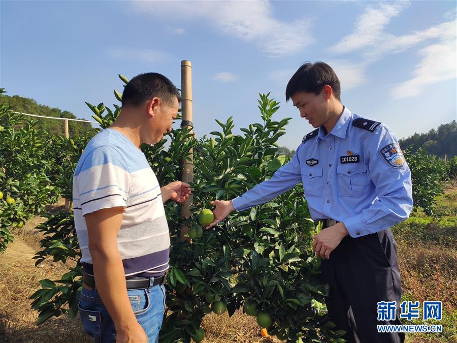 （圖文互動）（1）163份留任申請&mdash;&mdash;記江西吉安163位主動留任的第一書記