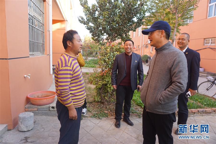 （愛國情 奮斗者&middot;圖文互動）（1）富了口袋 更要富精神&mdash;&mdash;記向貧困宣戰(zhàn)的&ldquo;最美奮斗者&rdquo;裴春亮